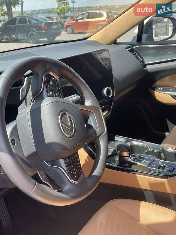 Позашляховик / Кросовер Lexus NX 2022 в Миколаєві