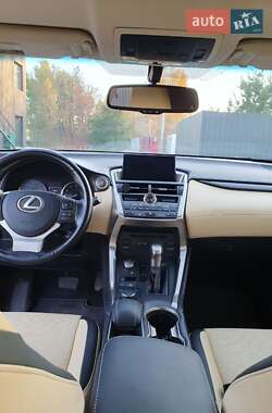 Внедорожник / Кроссовер Lexus NX 2016 в Киеве