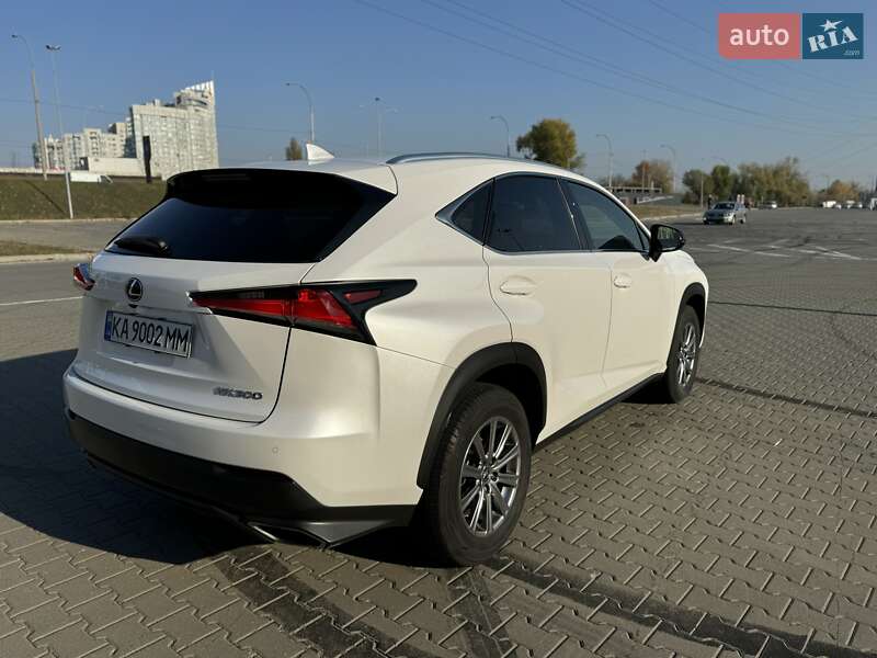 Внедорожник / Кроссовер Lexus NX 2020 в Киеве