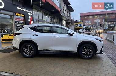 Внедорожник / Кроссовер Lexus NX 2023 в 