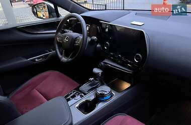 Внедорожник / Кроссовер Lexus NX 2023 в 
