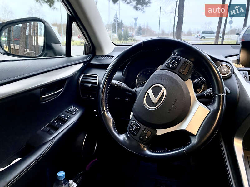 Внедорожник / Кроссовер Lexus NX 2015 в Киеве