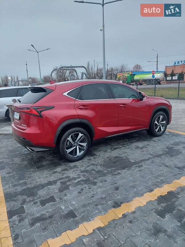 Позашляховик / Кросовер Lexus NX 2021 в Вінниці