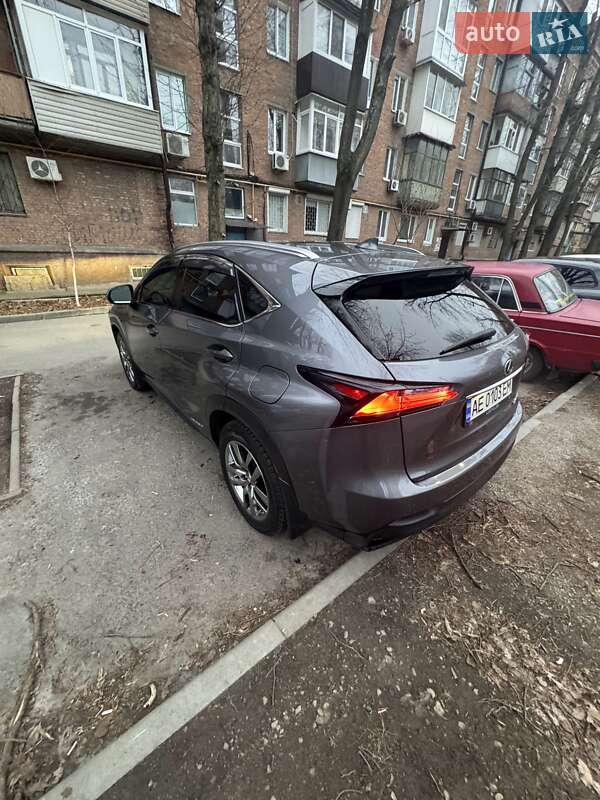Внедорожник / Кроссовер Lexus NX 2015 в Днепре