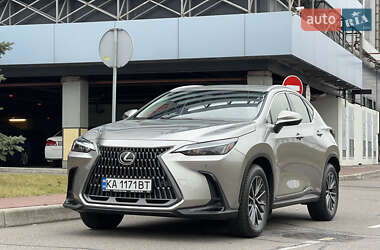 Позашляховик / Кросовер Lexus NX 2022 в Києві