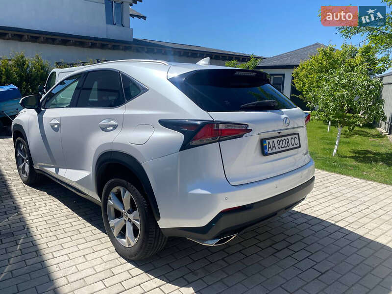 Внедорожник / Кроссовер Lexus NX 2017 в Киеве