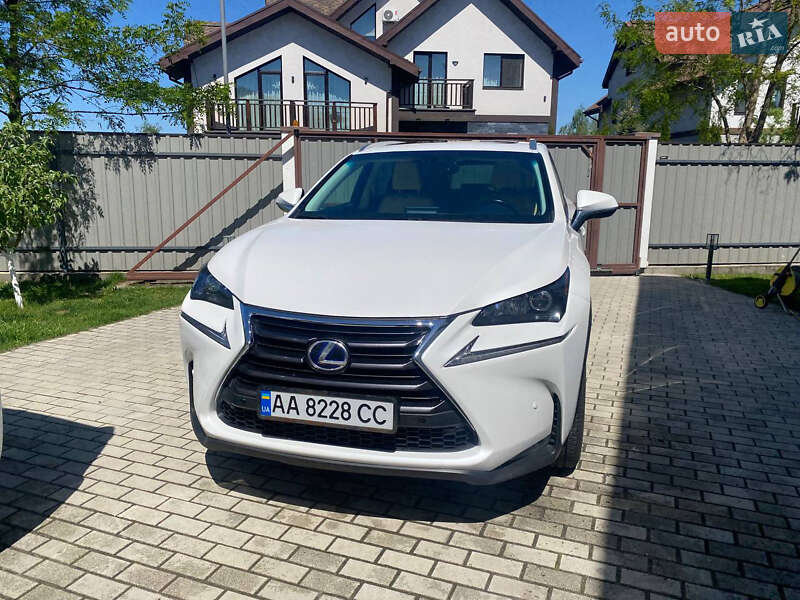 Внедорожник / Кроссовер Lexus NX 2017 в Киеве