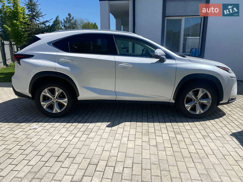 Внедорожник / Кроссовер Lexus NX 2017 в Киеве