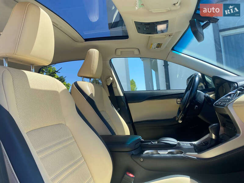 Внедорожник / Кроссовер Lexus NX 2017 в Киеве