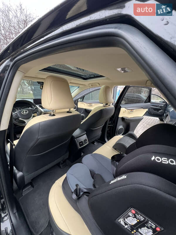 Внедорожник / Кроссовер Lexus NX 2018 в Львове