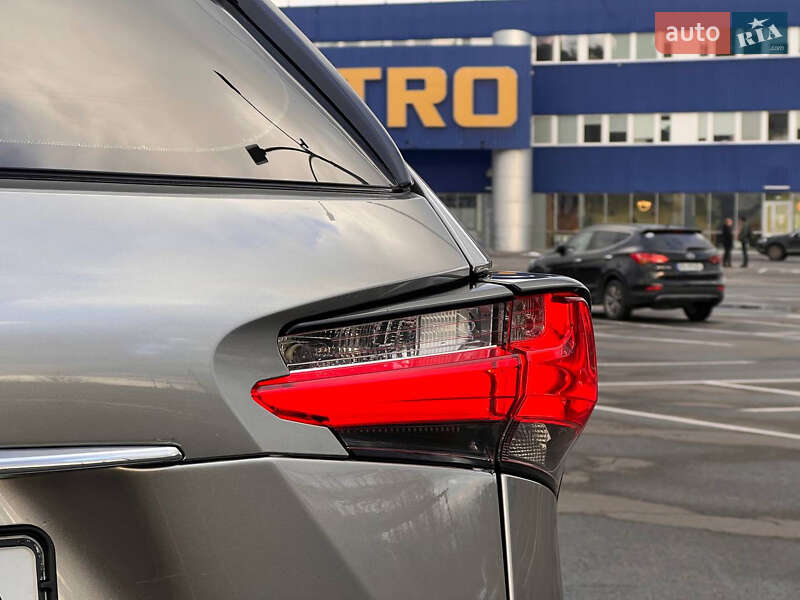 Позашляховик / Кросовер Lexus NX 2015 в Києві