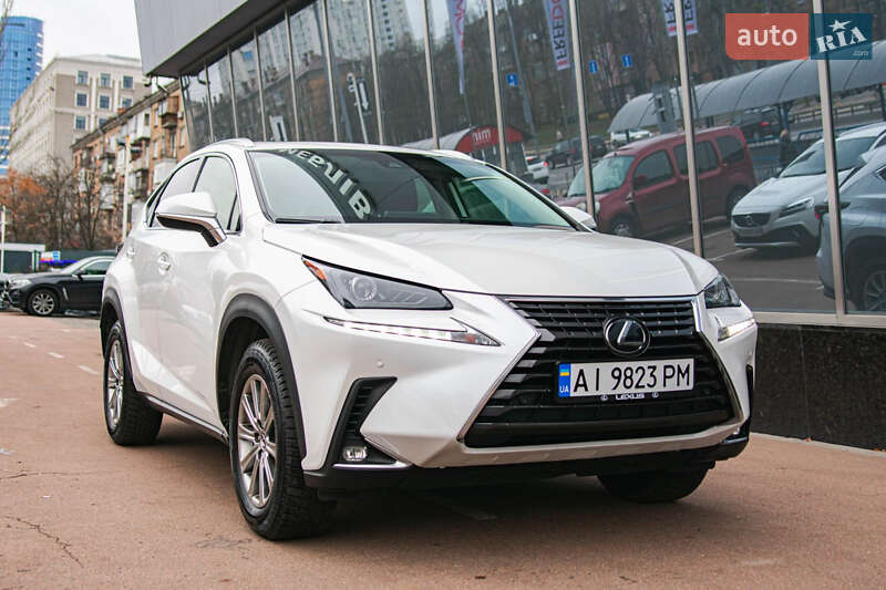 Позашляховик / Кросовер Lexus NX 2018 в Києві