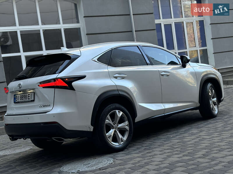 Внедорожник / Кроссовер Lexus NX 2017 в Полтаве