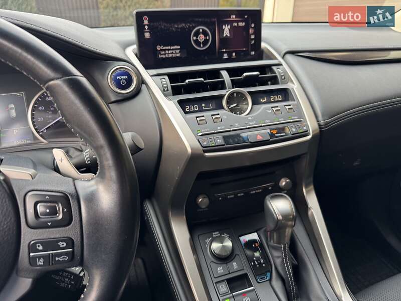 Внедорожник / Кроссовер Lexus NX 2018 в Виннице