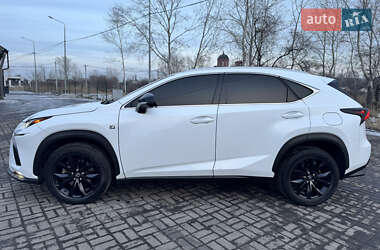 Внедорожник / Кроссовер Lexus NX 2017 в 