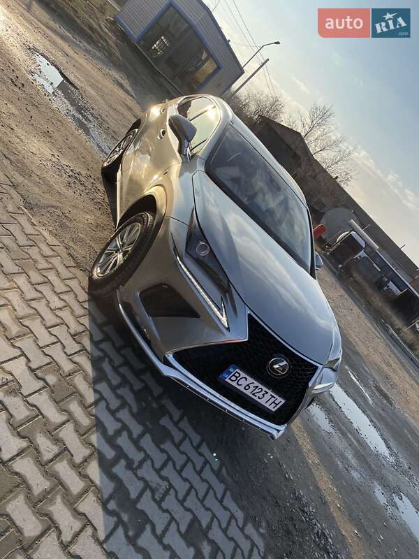 Позашляховик / Кросовер Lexus NX 2020 в Львові