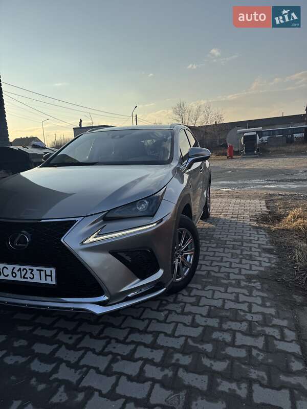 Позашляховик / Кросовер Lexus NX 2020 в Львові