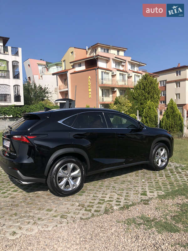 Внедорожник / Кроссовер Lexus NX 2017 в Одессе
