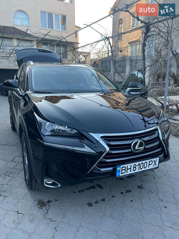 Внедорожник / Кроссовер Lexus NX 2017 в Одессе