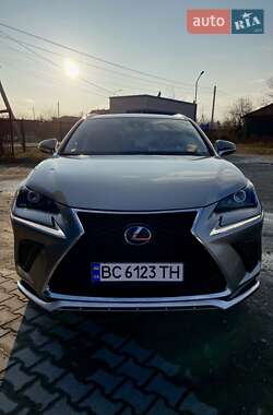 Внедорожник / Кроссовер Lexus NX 2020 в 