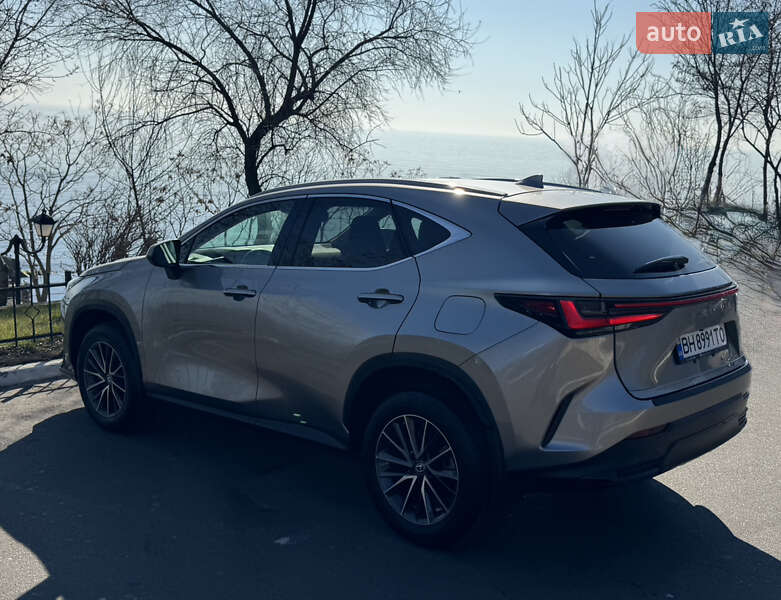 Внедорожник / Кроссовер Lexus NX 2022 в Одессе
