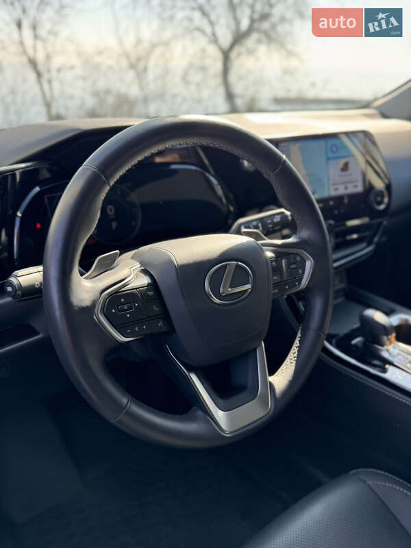 Внедорожник / Кроссовер Lexus NX 2022 в Одессе