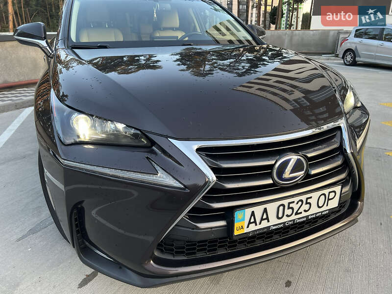 Внедорожник / Кроссовер Lexus NX 2015 в Киеве