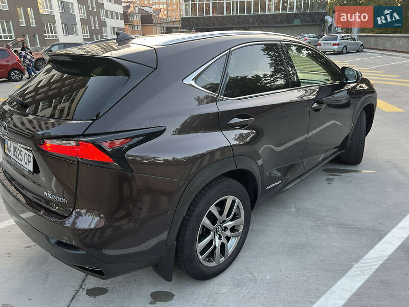 Внедорожник / Кроссовер Lexus NX 2015 в Киеве