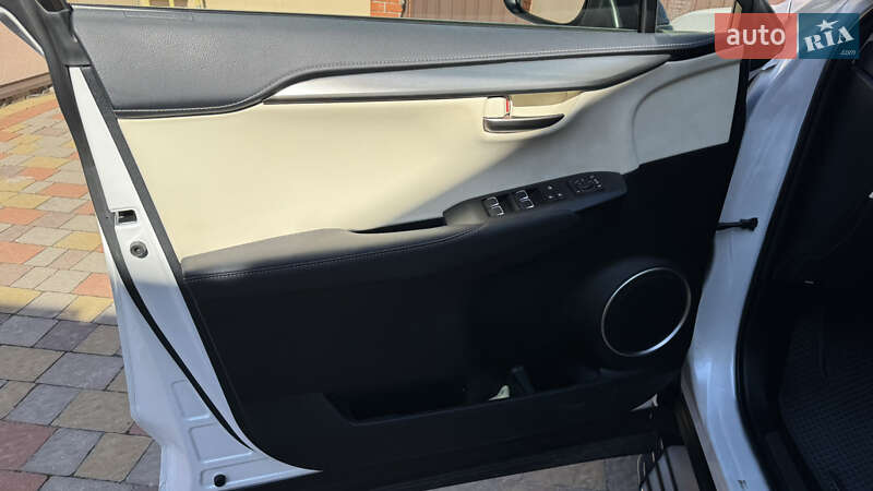 Внедорожник / Кроссовер Lexus NX 2020 в Львове
