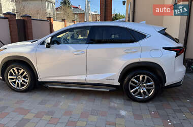 Внедорожник / Кроссовер Lexus NX 2020 в 
