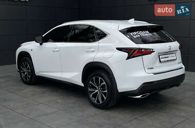 Внедорожник / Кроссовер Lexus NX 2016 в 