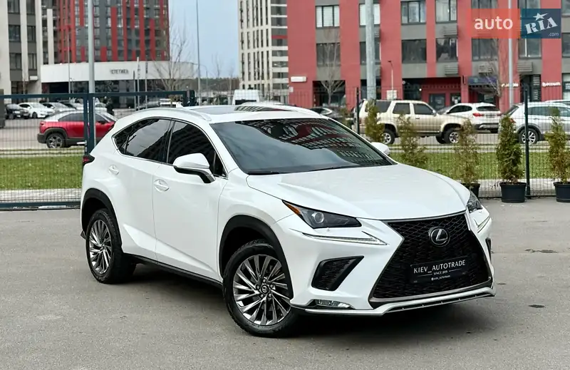 Позашляховик / Кросовер Lexus NX 2018 в 