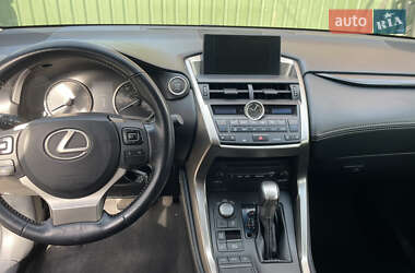 Внедорожник / Кроссовер Lexus NX 2016 в 