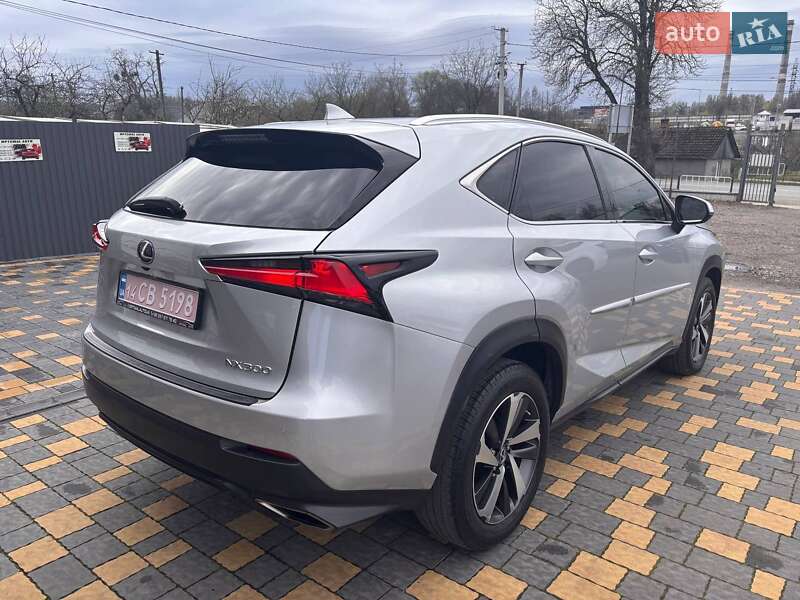 Внедорожник / Кроссовер Lexus NX 2018 в Львове