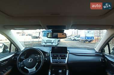Внедорожник / Кроссовер Lexus NX 2019 в 