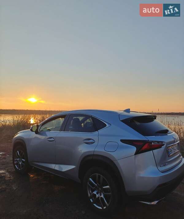 Lexus NX 2015