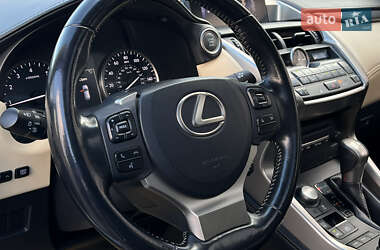 Внедорожник / Кроссовер Lexus NX 2015 в 