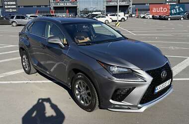 Позашляховик / Кросовер Lexus NX 2017 в 