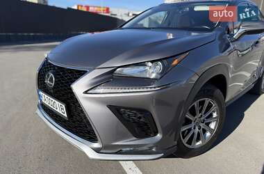 Позашляховик / Кросовер Lexus NX 2017 в 