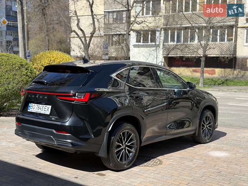 Внедорожник / Кроссовер Lexus NX 2022 в Киеве