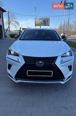 Внедорожник / Кроссовер Lexus NX 2020 в 