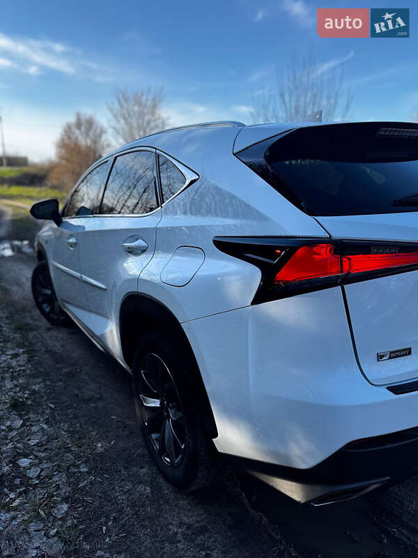 Внедорожник / Кроссовер Lexus NX 2018 в Фастове
