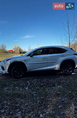 Внедорожник / Кроссовер Lexus NX 2018 в 