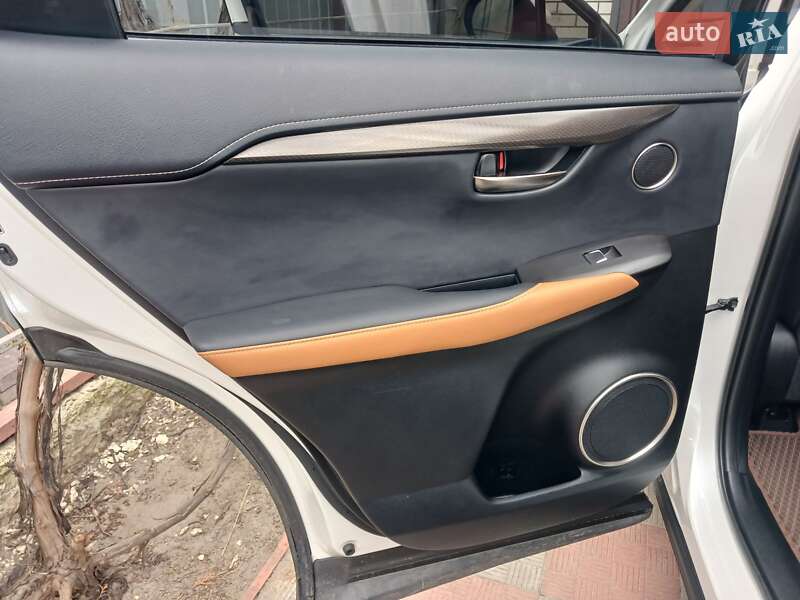 Внедорожник / Кроссовер Lexus NX 2020 в Киеве