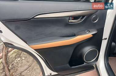 Внедорожник / Кроссовер Lexus NX 2020 в 