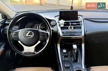 Внедорожник / Кроссовер Lexus NX 2015 в 
