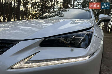 Внедорожник / Кроссовер Lexus NX 2017 в 
