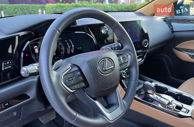 Внедорожник / Кроссовер Lexus NX 2022 в 