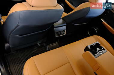 Внедорожник / Кроссовер Lexus NX 2018 в 
