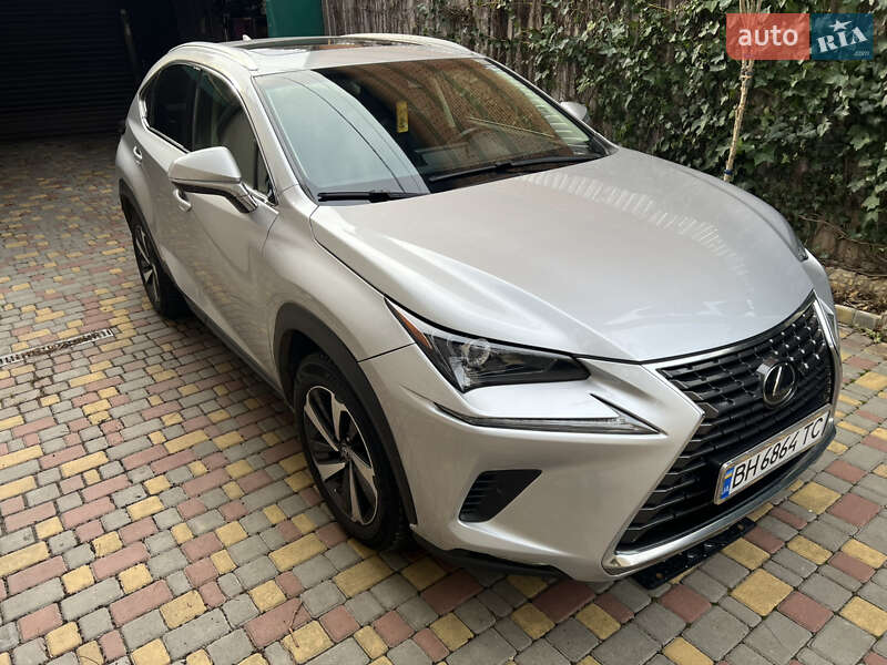 Внедорожник / Кроссовер Lexus NX 2019 в Одессе